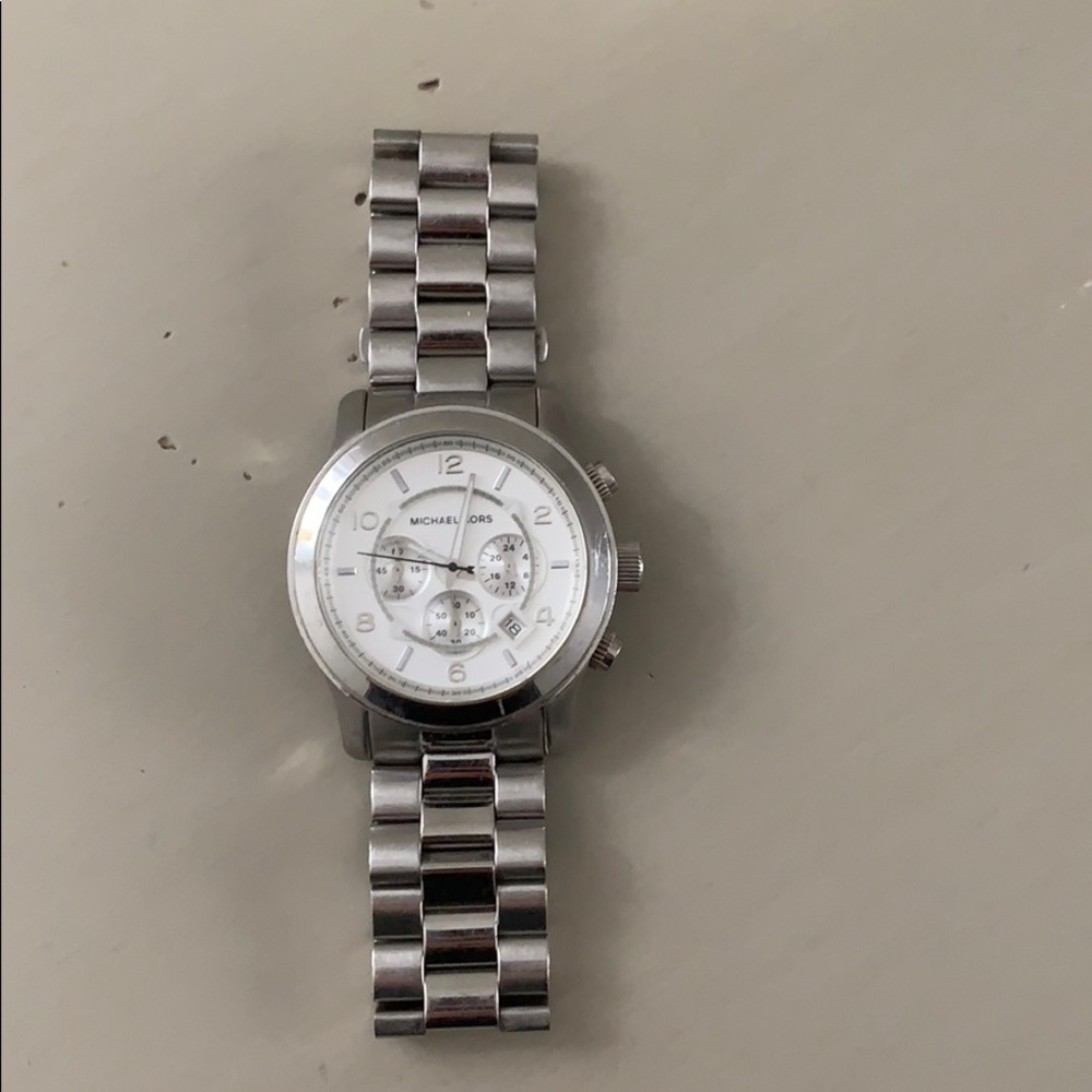 Michael kors oversized watch